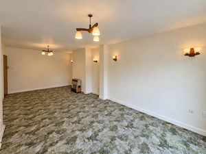 Photo 20- click for photo gallery